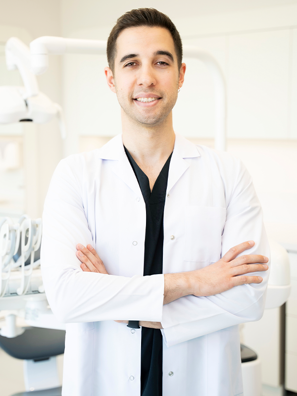 Dr. Dt. Aydın Egem Yuvanç - Prothetiker